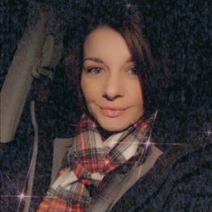 Meet your Posher, Candace